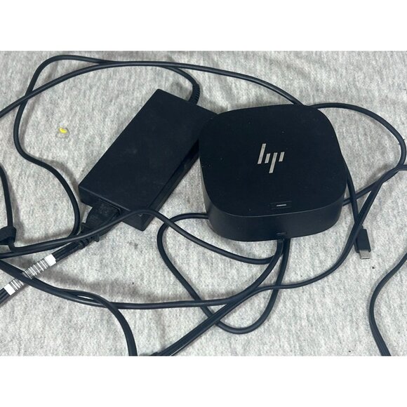 HP USB-C Dock G5 Docking Station DisplayPort HDMI Ethernet With Adaptor - Picture 1 of 7